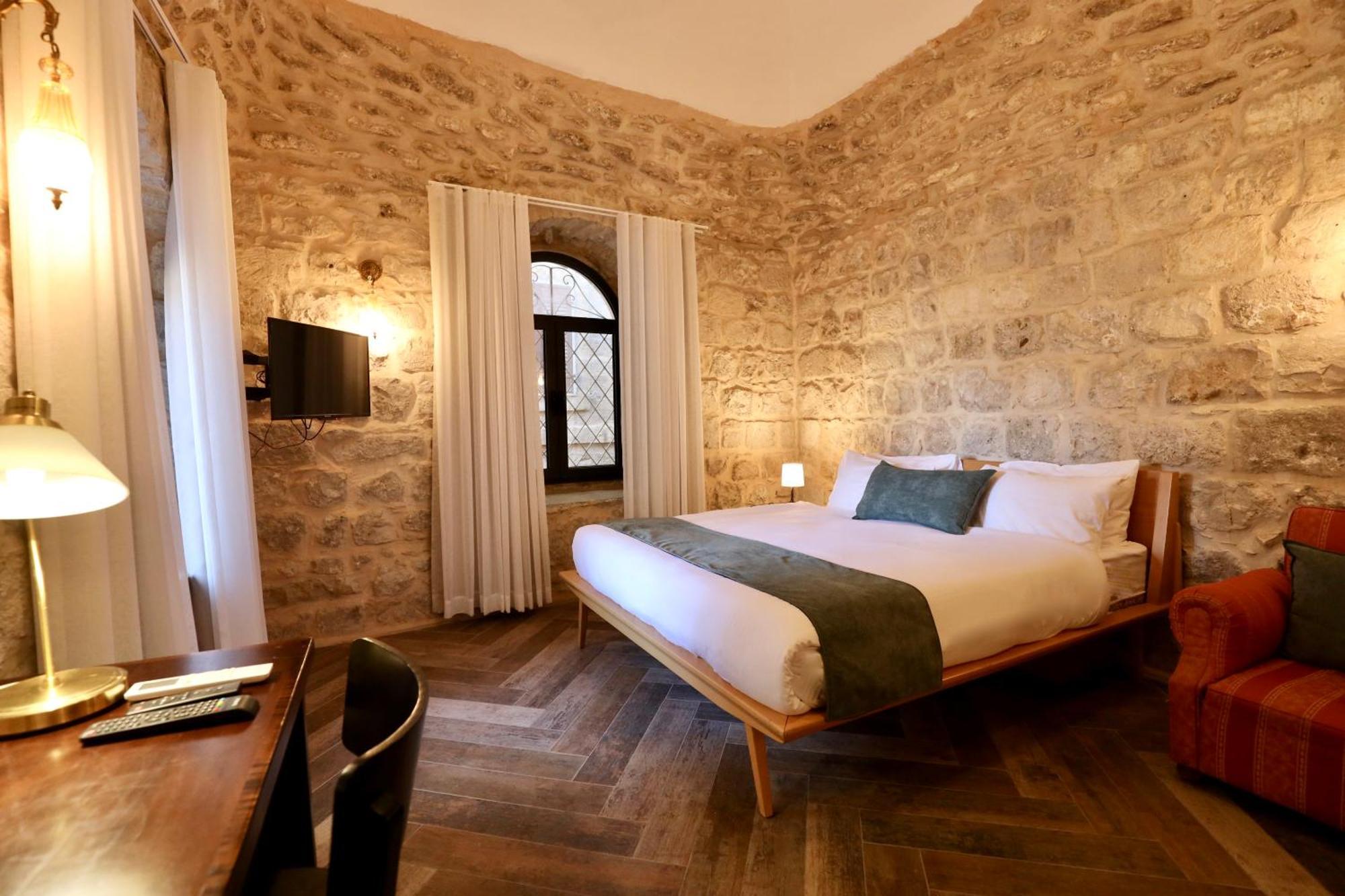 Petrakis Inn Jerusalem Exterior photo