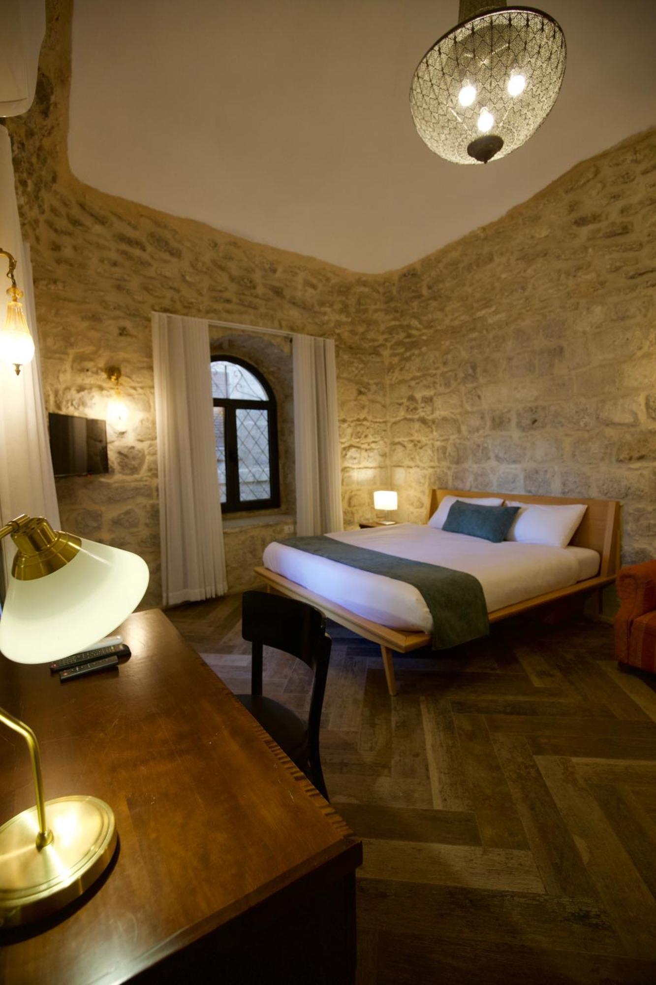 Petrakis Inn Jerusalem Exterior photo